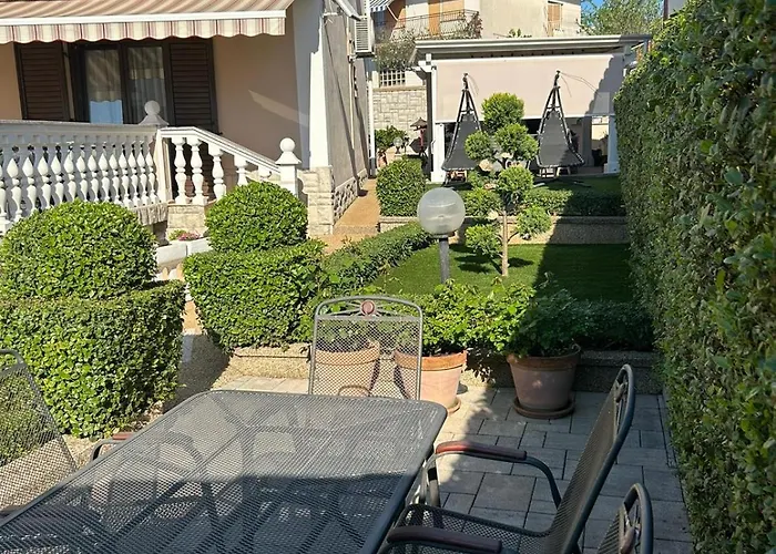 Smilja Apartment Malinska
